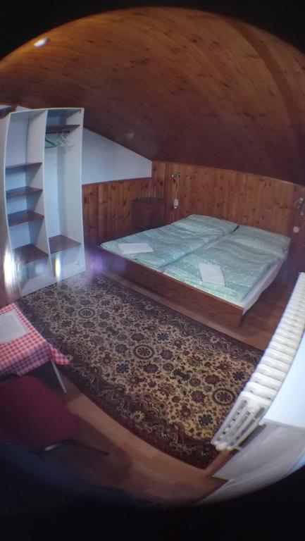 Ubytovanie 184, Bed And Braekfast 184 Stara Lesna Exterior photo
